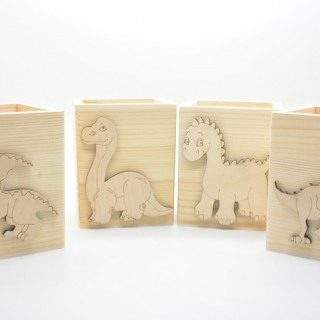 Μπομπονιέρα Ξύλινη Μολυβοθήκη δεινόσαυροι Μπομπονιέρα Ξύλινη Μολυβοθήκη δεινόσαυροι