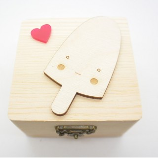 Μπομπονιέρα Ξύλινο κουτί παγωτό ξυλάκι με φατσούλα
