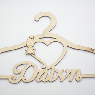 Ξύλινη Κρεμάστρα με όνομα και θέμα σταλίτσα Ξύλινη Κρεμάστρα με όνομα και θέμα σταλίτσα