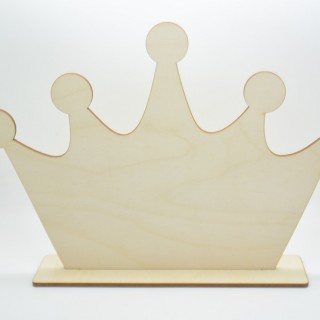 Στολισμός τραπεζιού με θέμα κορώνα